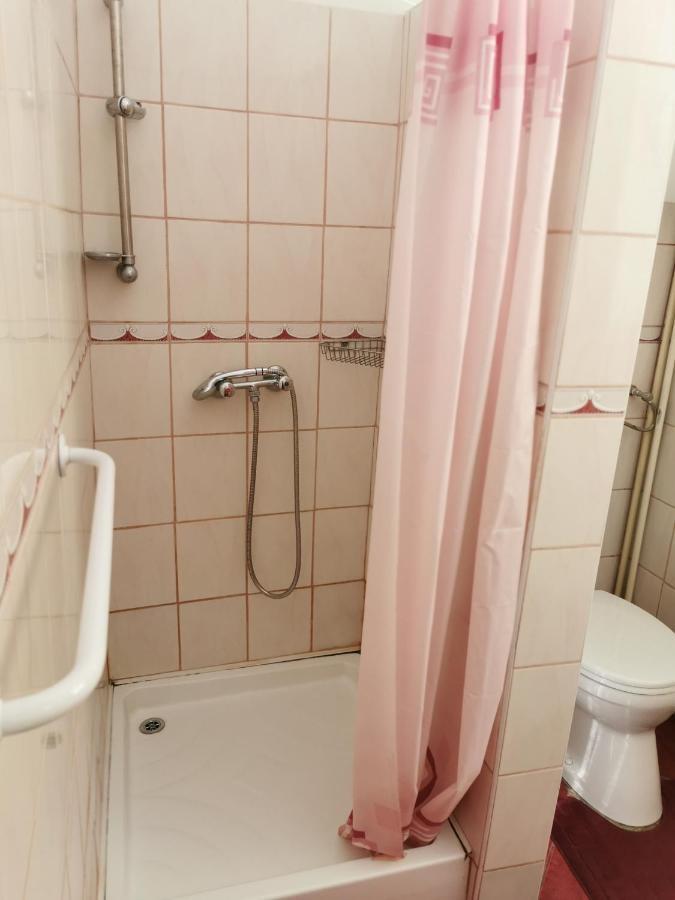 Salgótarján Kis Rigo Vendeghaz酒店 外观 照片
